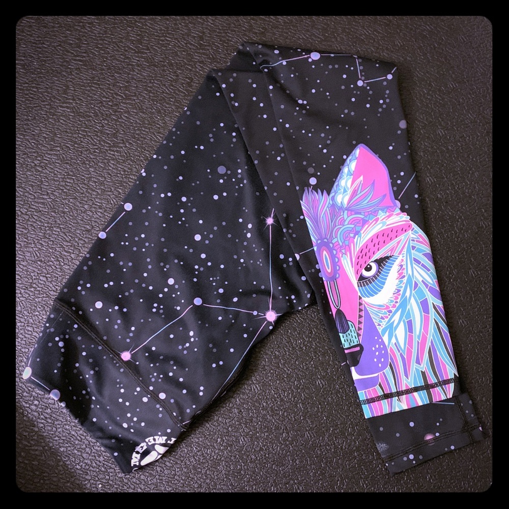 Feed Me Fight Me Half Wolf Leggings - Medium